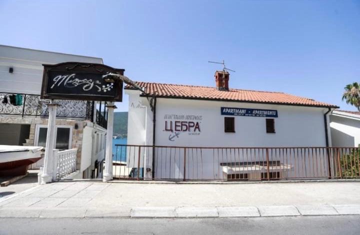 Apartments Cebra Herceg Novi Eksteriør bilde